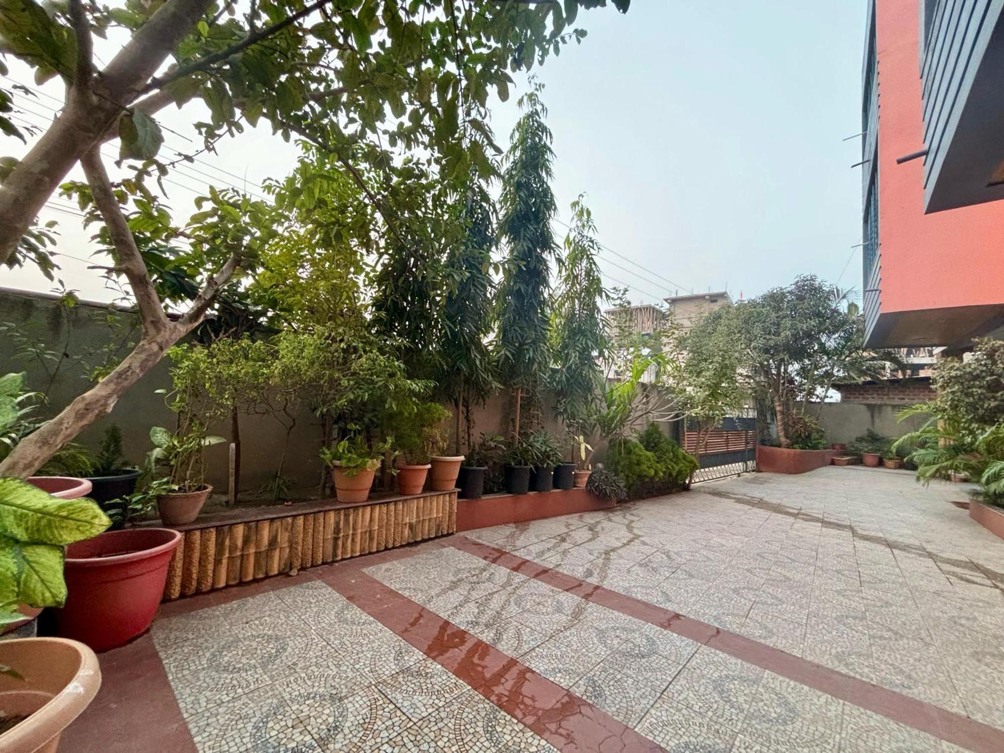 Krishna Shree Guest House 古瓦哈提 外观 照片