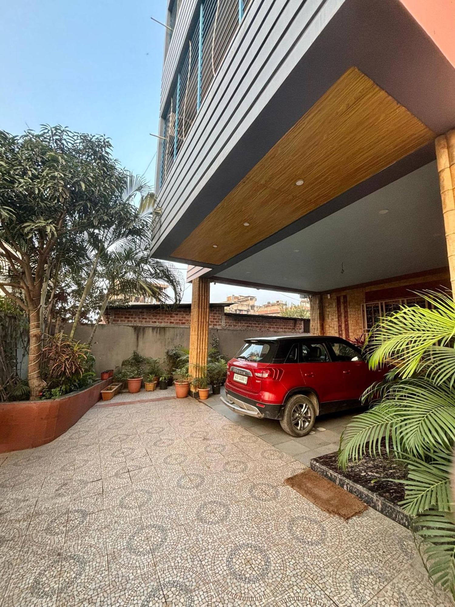 Krishna Shree Guest House 古瓦哈提 外观 照片