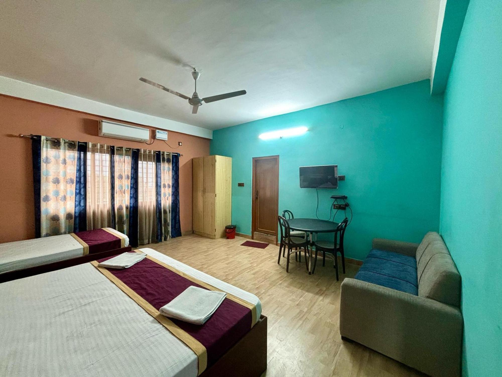 Krishna Shree Guest House 古瓦哈提 外观 照片